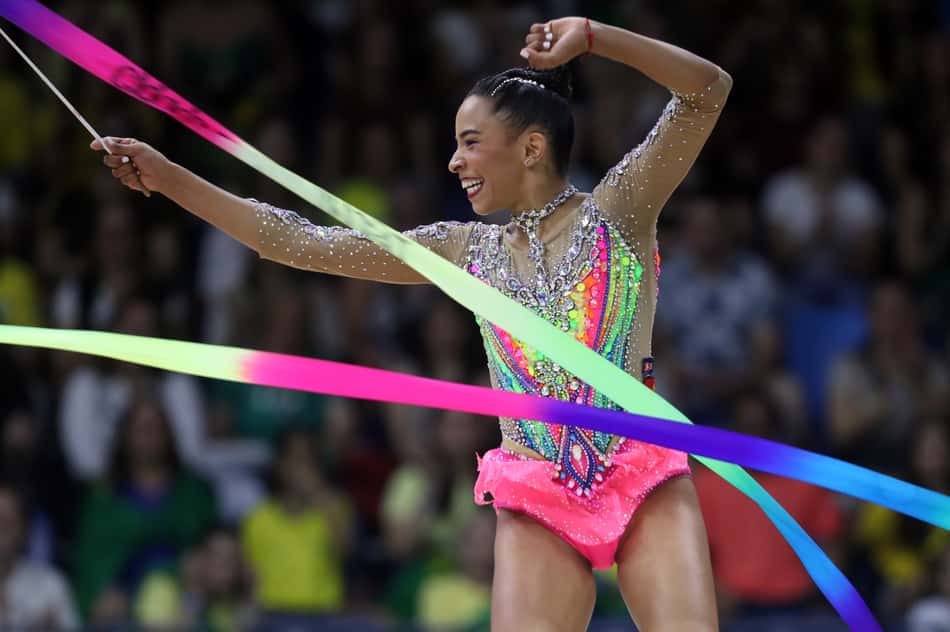 Luana Gomes no Mundial de Ginástica Rítmica no Rio de Janeiro (Foto: Gaspar Nóbrega / CBG)