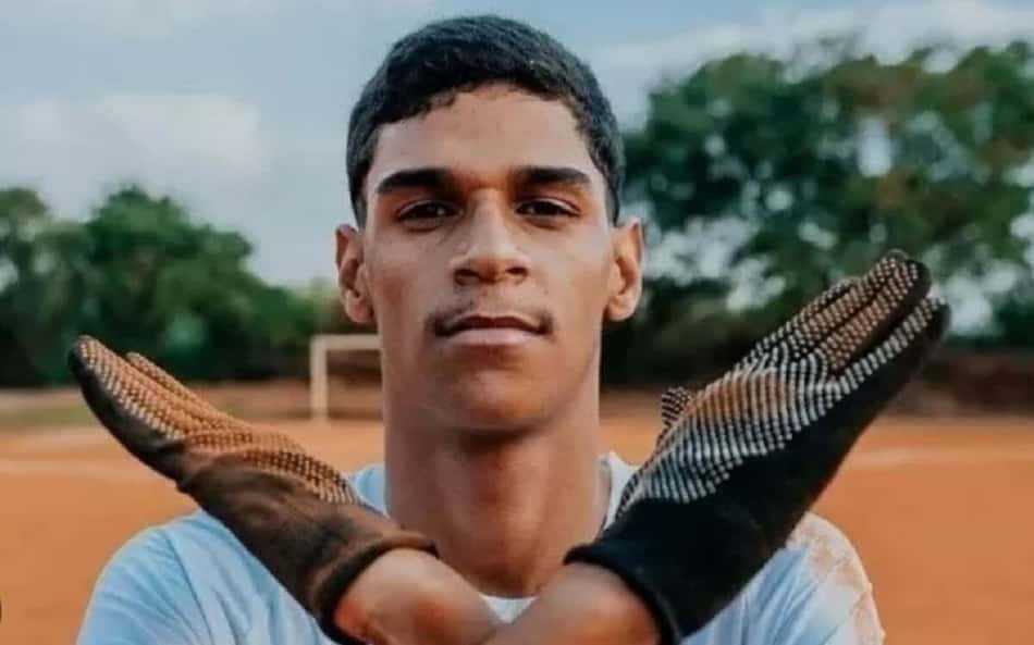 Luva de Pedreiro se manifesta após internação e atualiza quadro de saúde