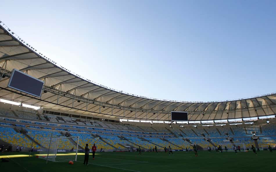 Delegado da Conmebol critica gramado e marcações do Maracanã