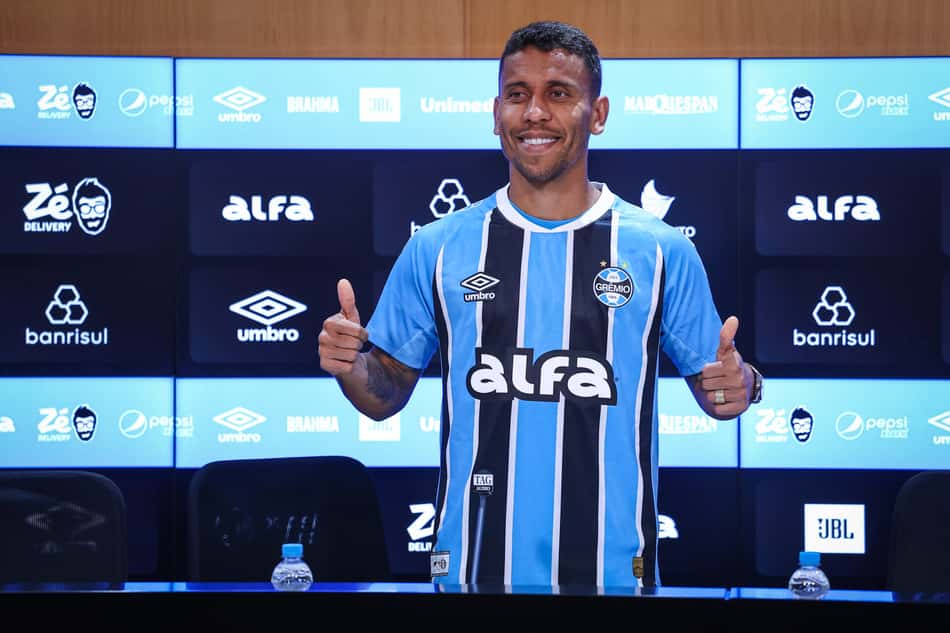 Marcos Rocha em sua apresentação no Grêmio. (Foto: Lucas Uebel/Grêmio FBPA)