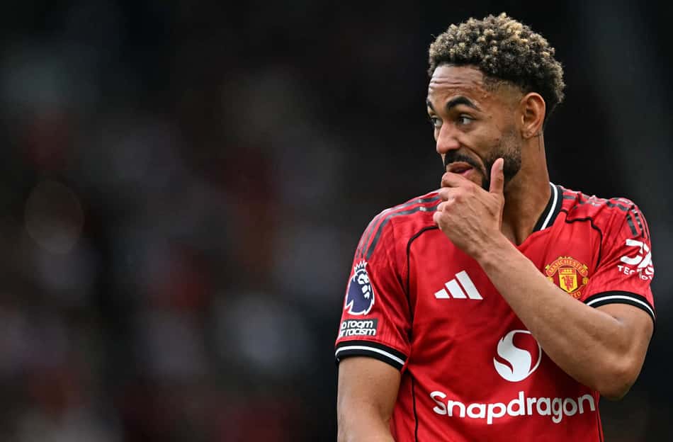 Matheus Cunha reage durante jogo entre Manchester United e Fulham, pela Premier League