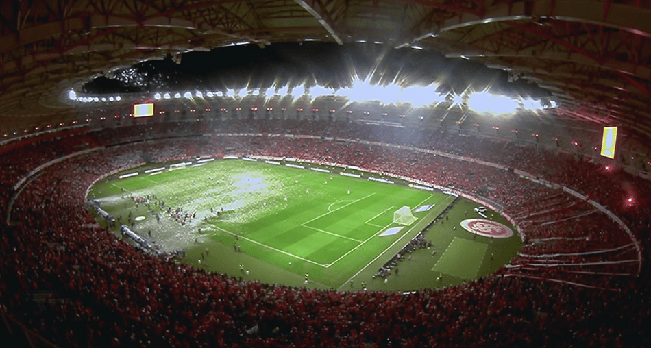 Papel picado no Beira-Rio
