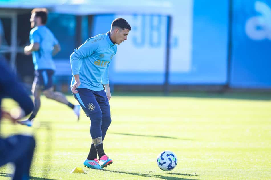 Pavón deve ser o substituto de Cristian Olivera. (Foto: Lucas Uebel/Grêmio FBPA)