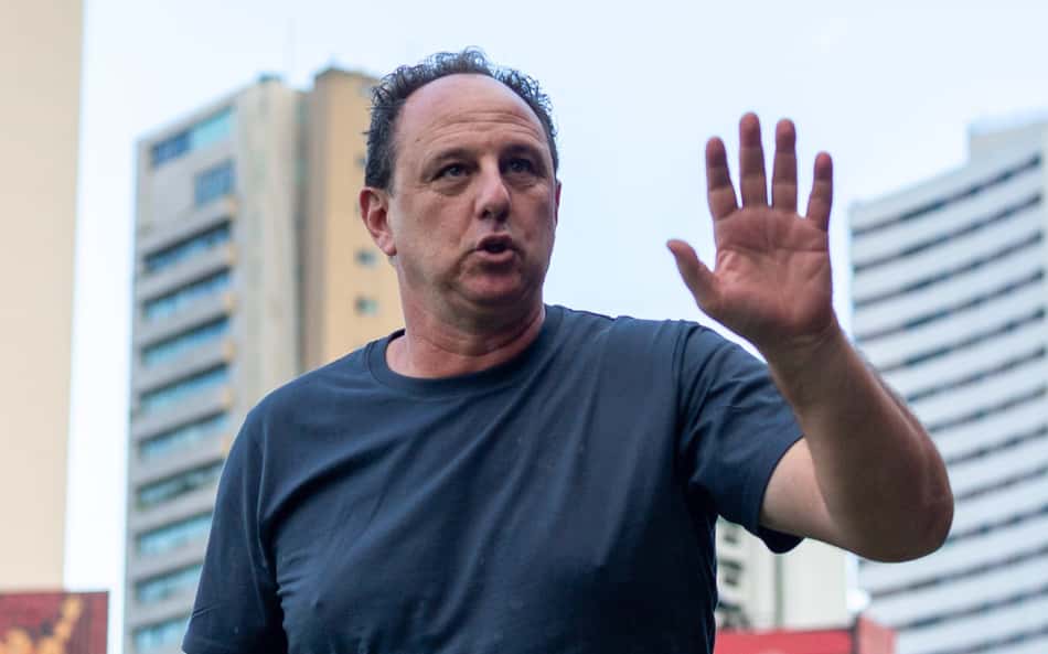 Fala de Rogério Ceni sobre reforço do Flamengo divide opiniões: 'Realidade'
