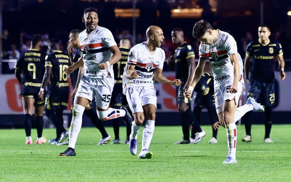 São Paulo nas quartas: adversários, reforços em pauta, metas traçadas e valor da premiação