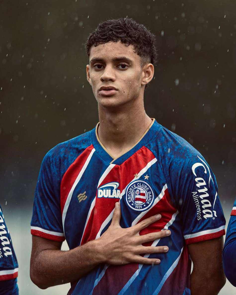 Daniel David com a camisa do Bahia (Foto: redes sociais)