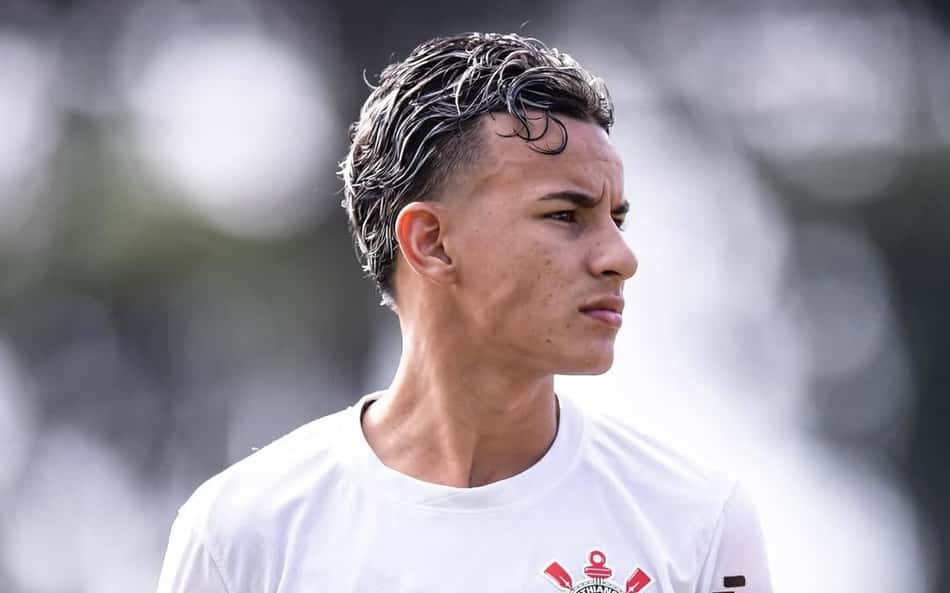 Após caso Furquim, Corinthians anuncia renovação com joia da base