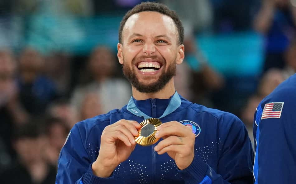 Relembre atuação histórica de Stephen Curry em ouro dos EUA em Paris 2024