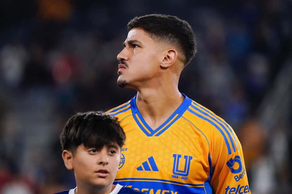 Rômulo em ação pelo Tigres, do México (Foto: Divulgação/Tigres-MEX)