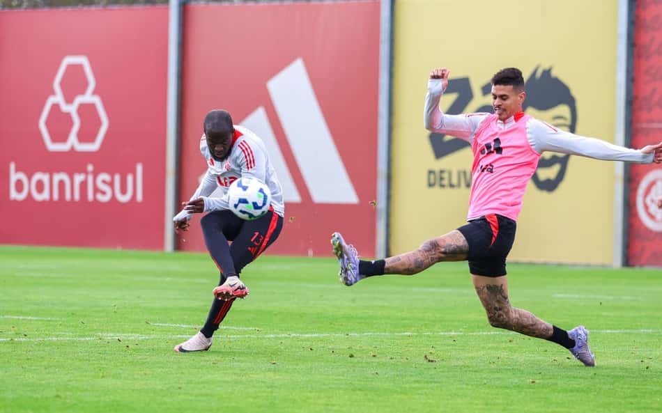 Escalação de Internacional x Flamengo: Roger Machado preserva titulares