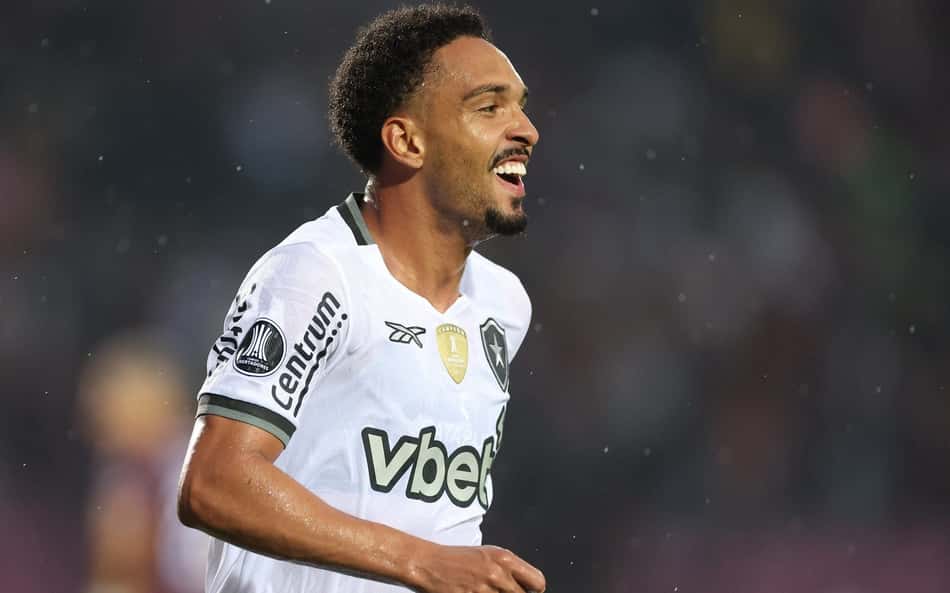 Vitinho, do Botafogo, foi convocado para a Seleção (Foto: Vitor Silva/Botafogo)