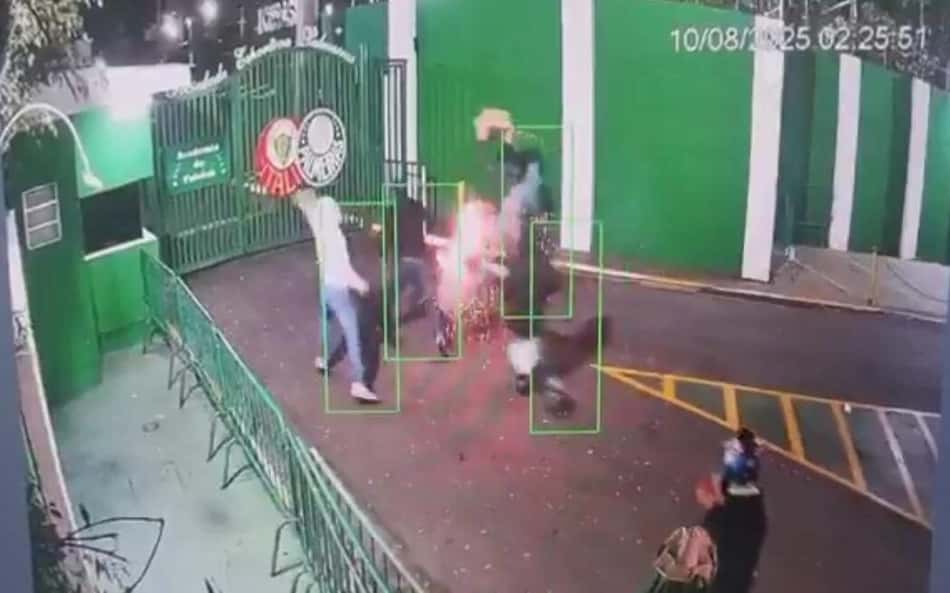 CT do Palmeiras é alvo de ataques com bombas e rojões na madrugada; veja vídeo