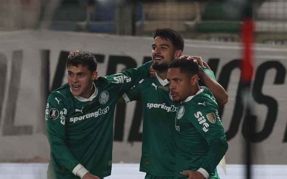 Jogadores do Palmeiras comemoram gol contra o Univesitario (Foto: Cesar Greco/Palmeiras)