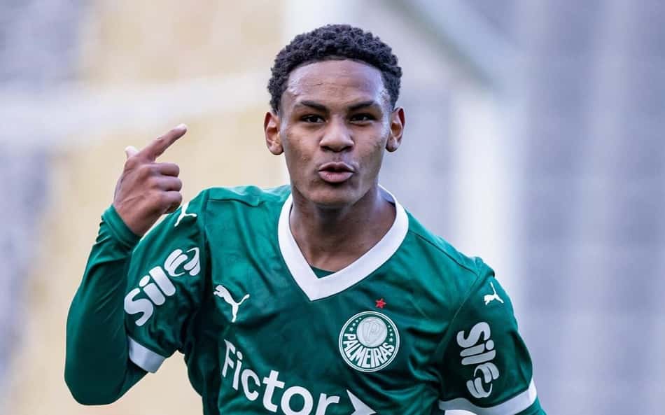 Joia do Palmeiras agenciada pelo pai de Endrick entra no radar europeu