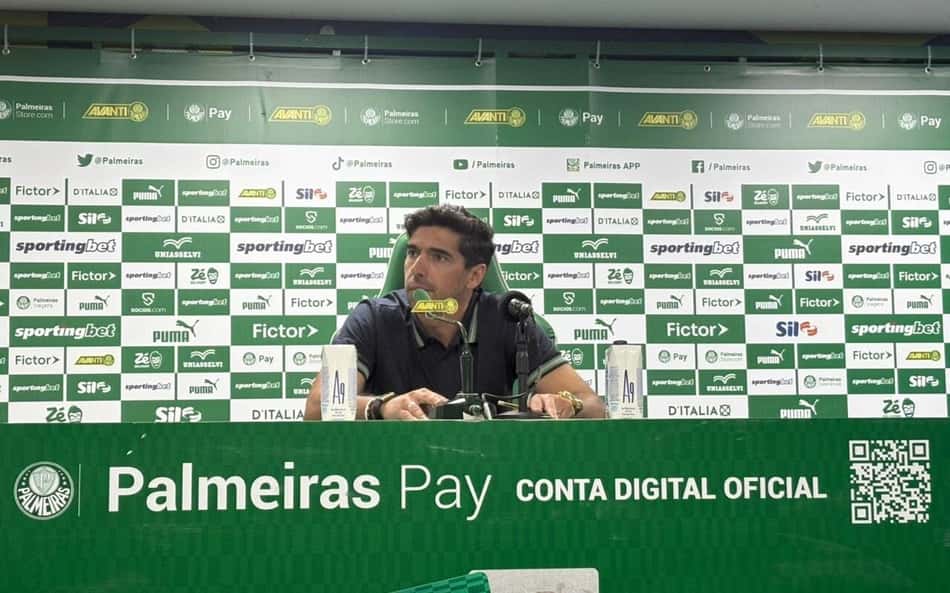 Abel evita falar sobre Andreas Pereira, mas comemora janela do Palmeiras: 'Orgulhoso'