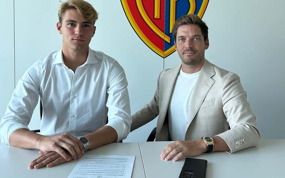 Ex-Palmeiras é o novo reforço do Basel, que está disputando a Champions League