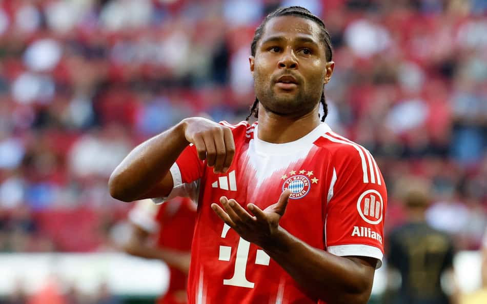 Bayern de Munique leva susto, mas brilha com trinca ofensiva e mantém 100% na Bundesliga