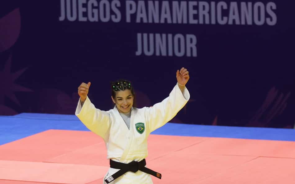 Campeã no Pan Júnior fala de influência do pai e defesa de legado no judô