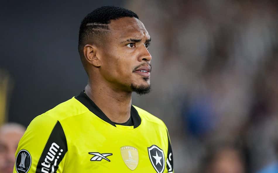 John, goleiro do Botafogo (Foto: Thiago Ribeiro/AGIF)