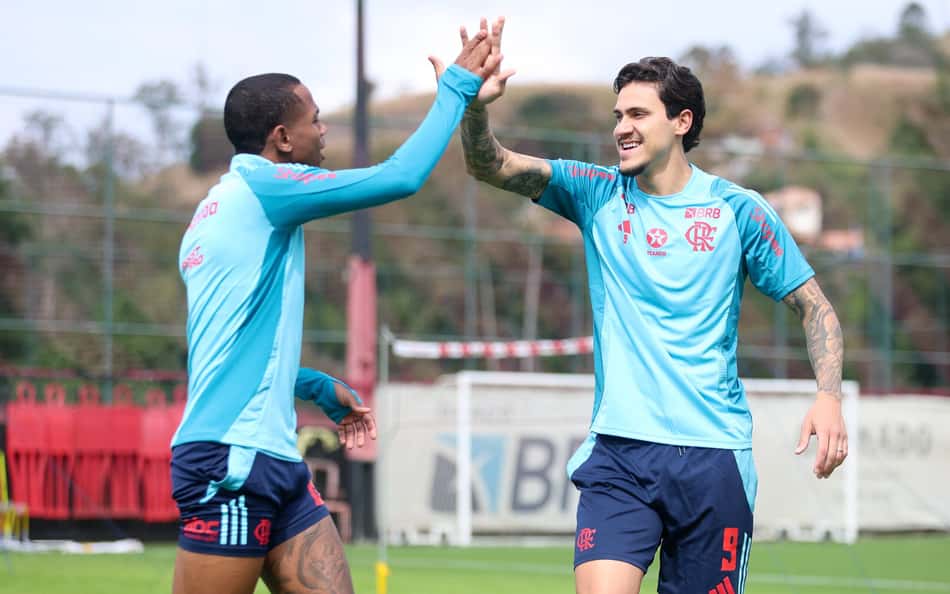 Após goleada de 8 a 0, Flamengo se reapresenta no Ninho nesta quarta-feira