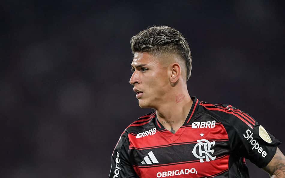 Torcedores do Flamengo avaliam estreia de Carrascal após vitória contra o Inter