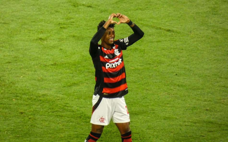 Bruno Henrique destaca relação com a Libertadores e lamenta gols perdidos do Flamengo