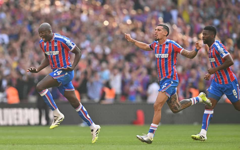 Inédito! Crystal Palace supera o Liverpool e é campeão da Supercopa da Inglaterra