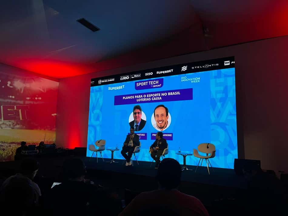 Denis Matias e Paulo Ganime durante painel no Rio Innovation Week