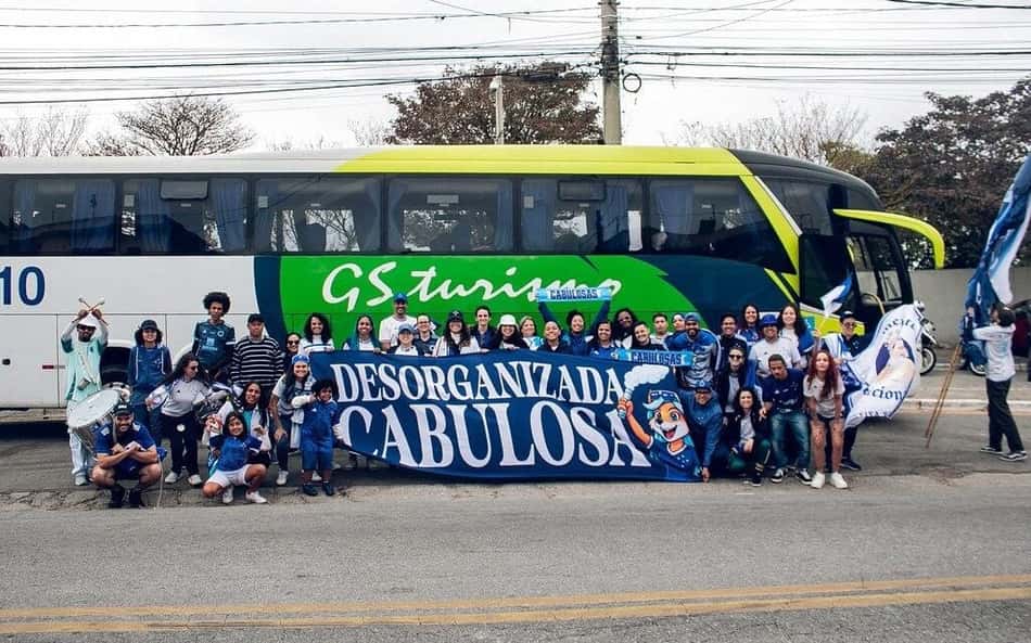 Com apoio da torcida, Cruzeiro vive momento inédito e se aproxima da final do Brasileirão Feminino