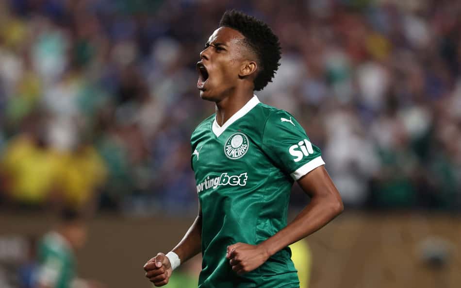 Estêvão, do Chelsea, manda recado ao Palmeiras após indicação a Bola de Ouro
