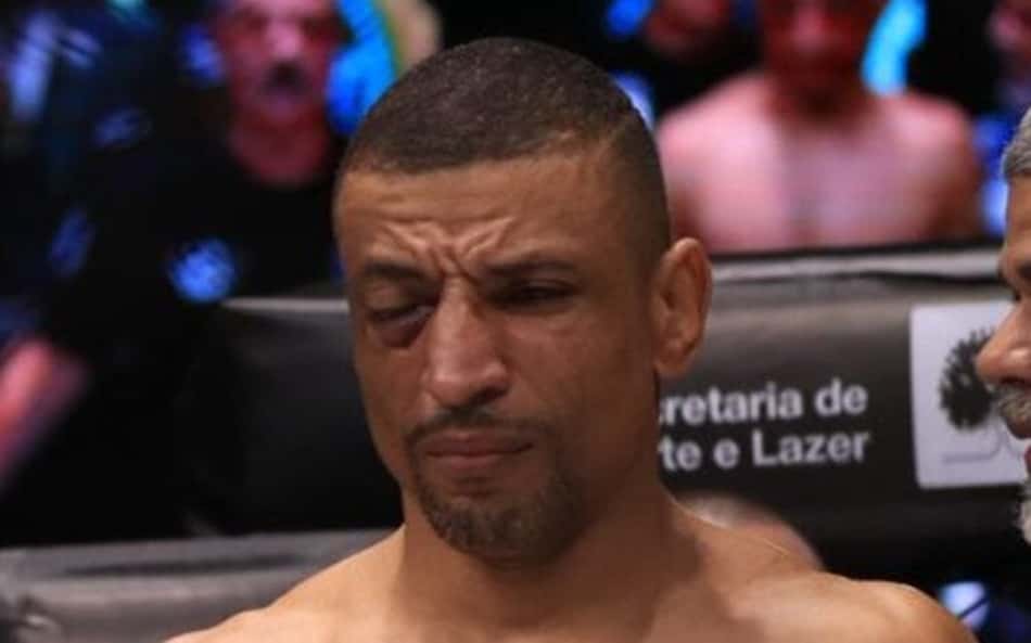 Lutador sofre lesão séria na semi do Fight do Milhão no Jungle Fight; veja vídeo