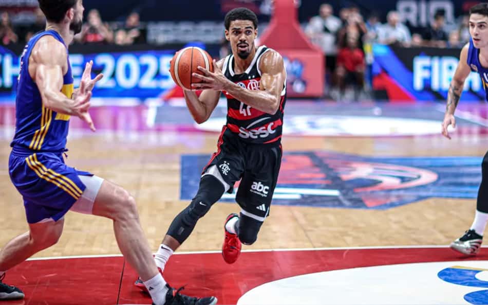 Antes do Mundial, Flamengo fecha folha salarial milionária no basquete