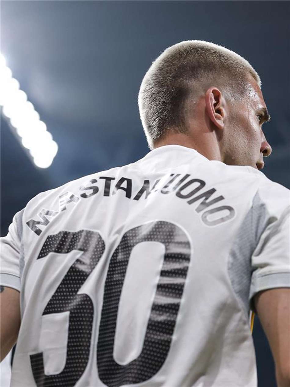 Franco Mastantuono em ação pelo Real Madrid (Foto: Divulgação/Real Madrid)