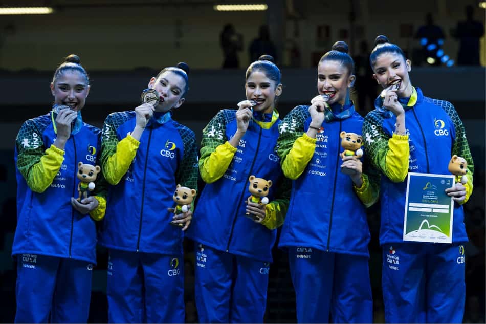 Conjunto do BrasiAl ganha medlha de prata no Mundial de Ginástica Rítmica (Foto: Ivan Carvalho / CBG)