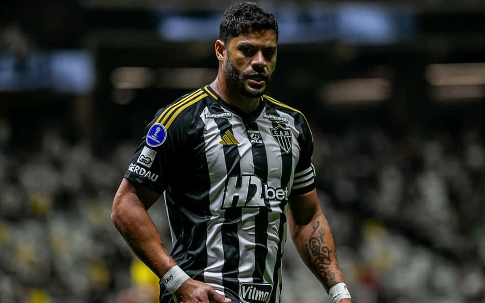 Estrangeiros apontam ex-São Paulo como 'novo Hulk' após golaço