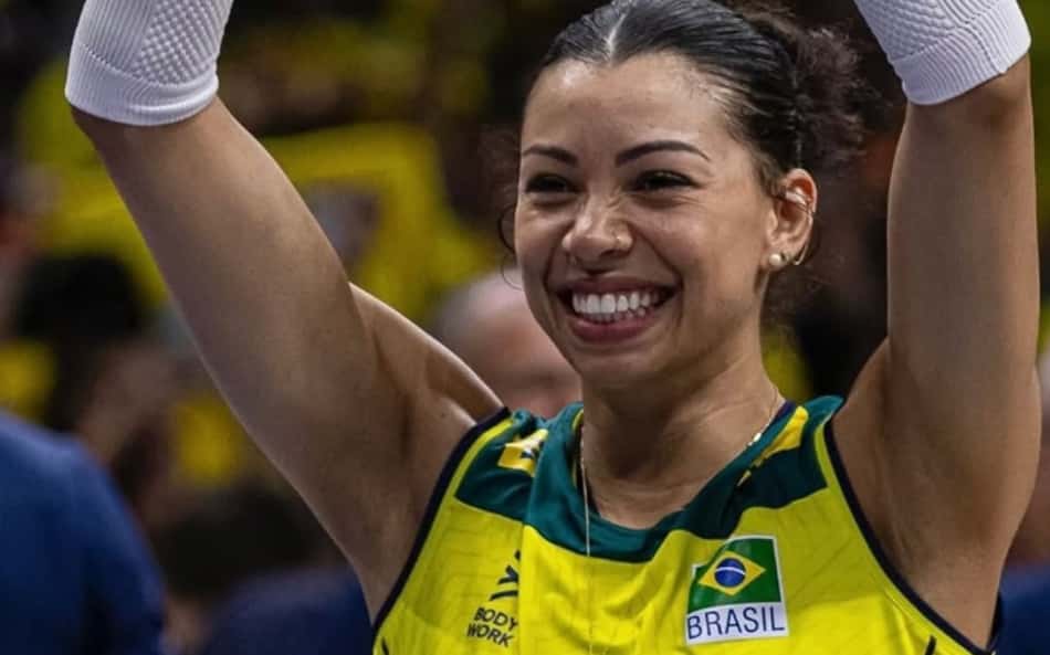 Zé Roberto revela detalhes do afastamento de Carolana da seleção feminina de vôlei