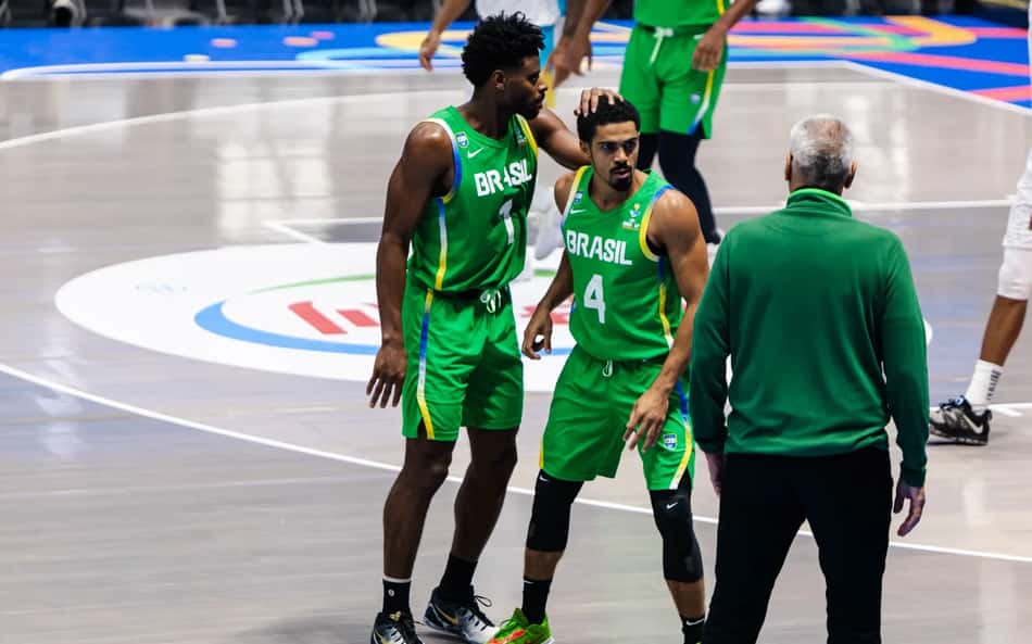 Brasil supera início ruim, atropela Bahamas e vence a segunda na AmeriCup