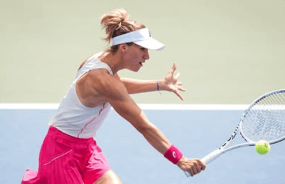 A suíça Viktorija Golubic na vitória na estreia do US Open (Divulgação)