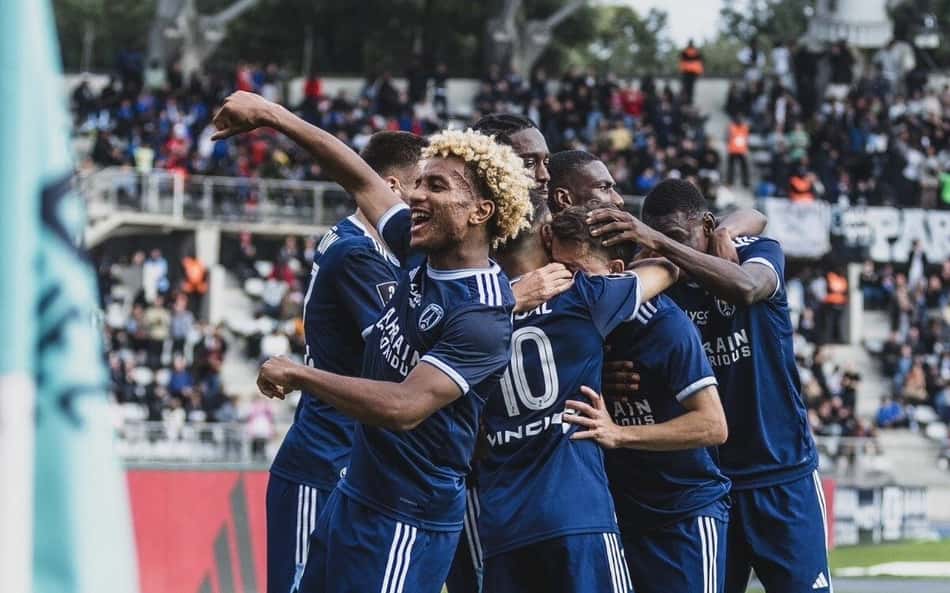 Como o Paris FC pretende desafiar hegemonia do PSG e se tornar o 'vizinho incômodo'