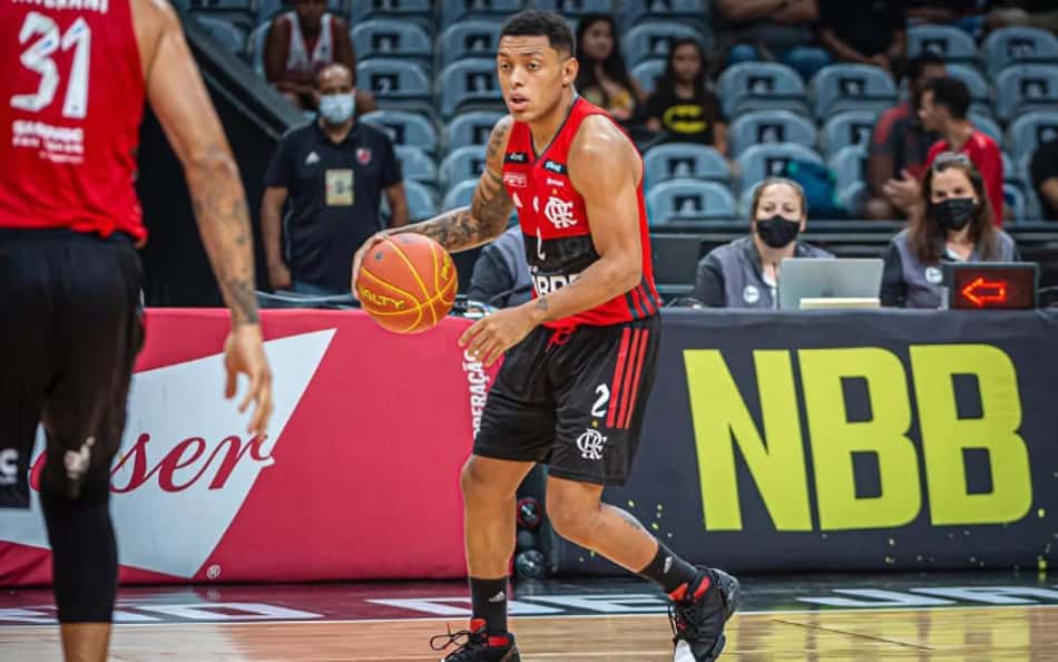 Exclusivo: Yago dos Santos exalta o Flamengo: 'Melhor momento da minha vida'