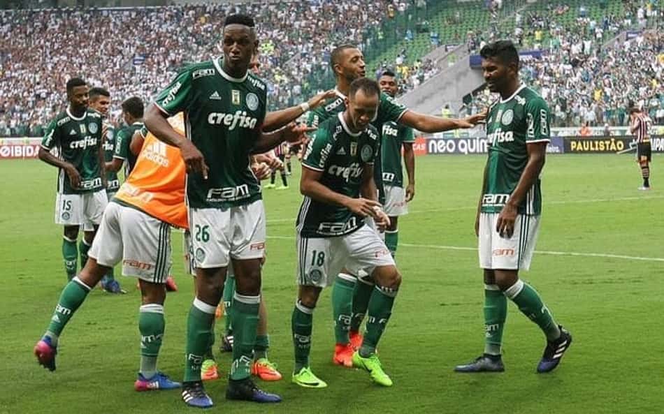 Ex-Palmeiras, Mina detona treinador que passou pelo Barcelona