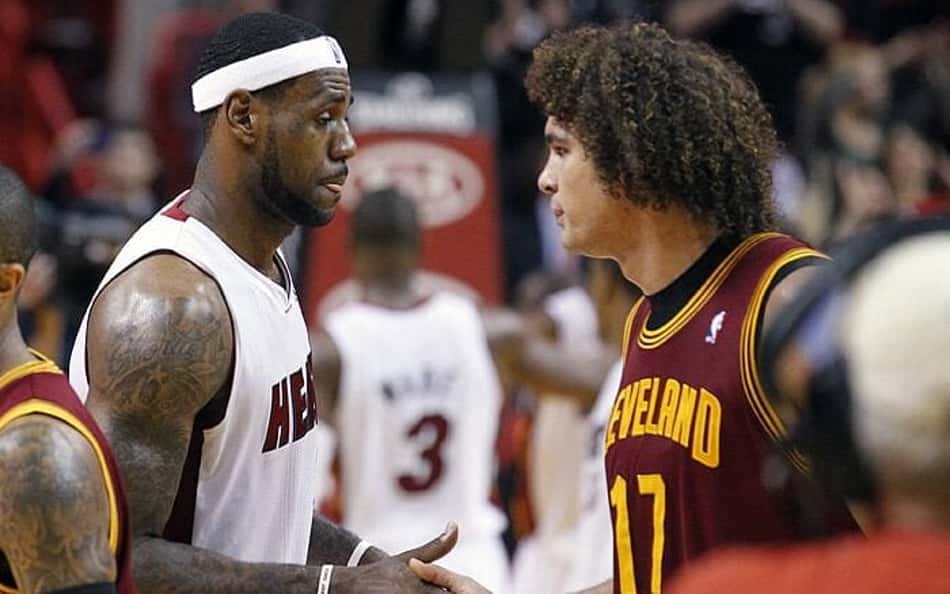 Ídolo da NBA é homenageado e se torna o primeiro embaixador da seleção