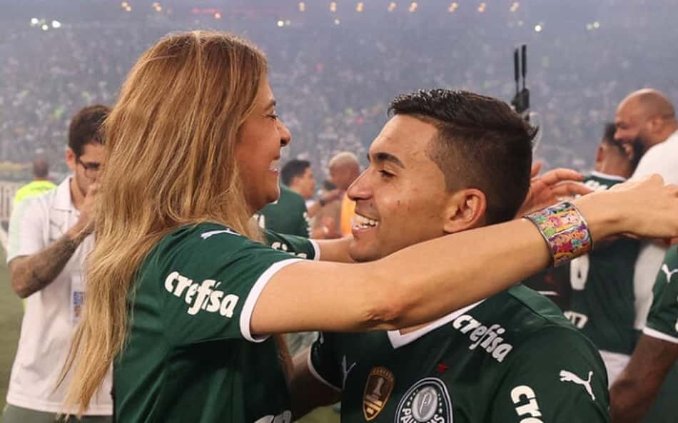 STJD mantém suspensão de Dudu por ofensas a Leila Pereira, presidente do Palmeiras