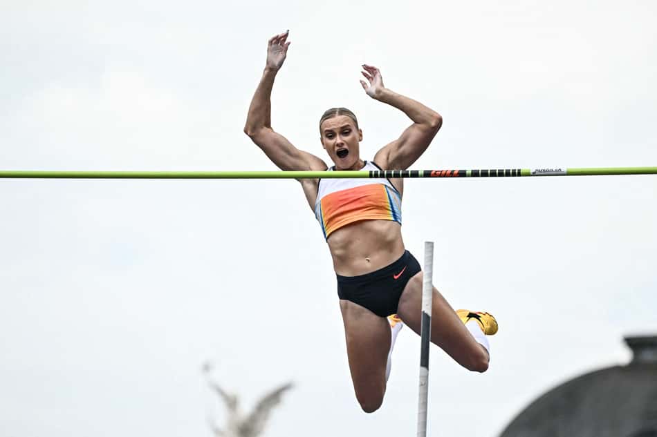 Katie Moon foi primeira campeã da Diamond League (Foto: Fabrice COFFRINI / AFP)