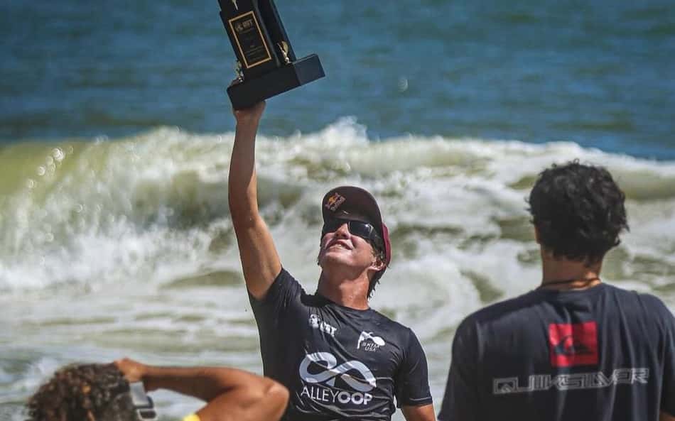 Lucas Fink, pentacampeão no skimboard, conta luta contra cancêr: 'maior onda que já enfrentei'