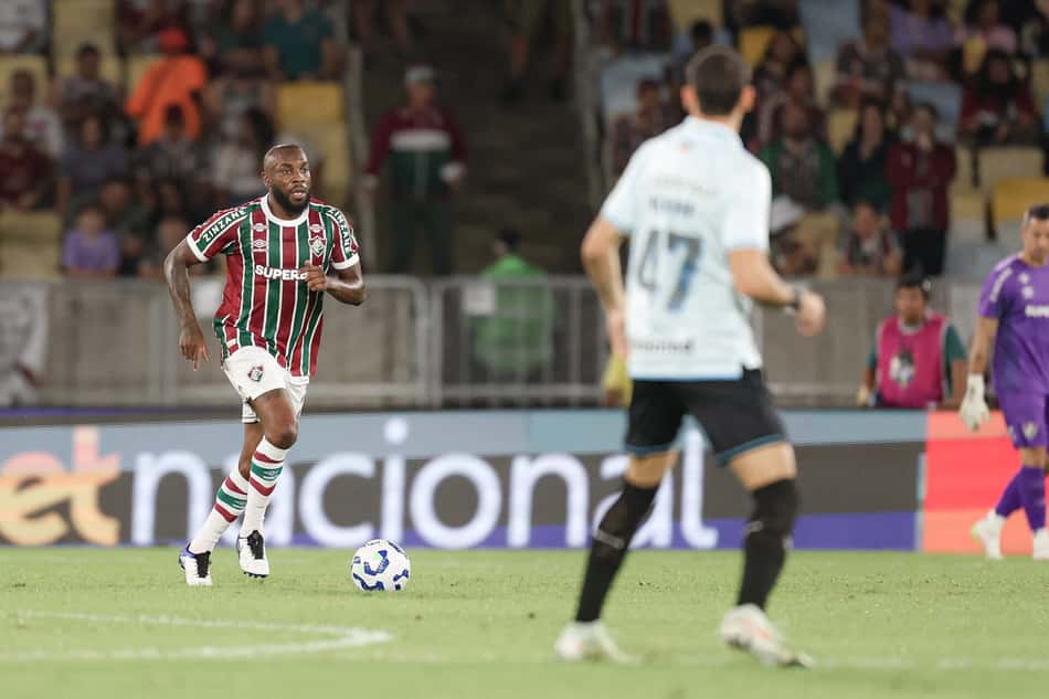 Sem Thiago Silva, Manoel pode ser titular no Fluminense