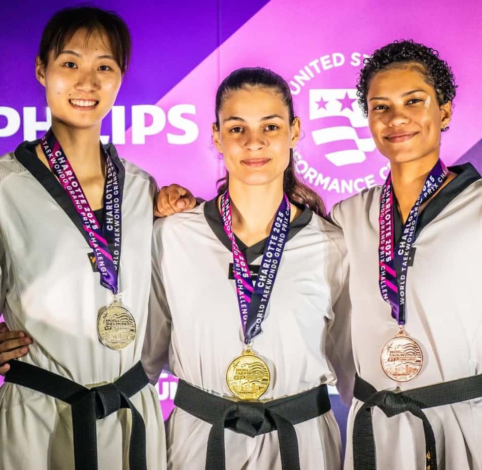 Maria Clara Pacheco (centro) foi campeã do Grand Prix em 2025