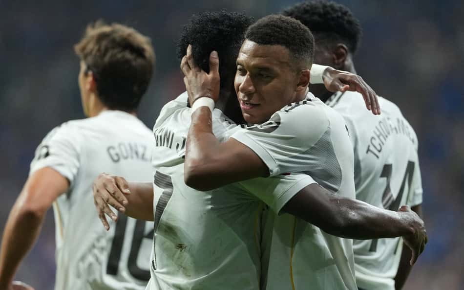 Vini Jr e Mbappé são alvos de ataques racistas em partida do Real Madrid; veja vídeo