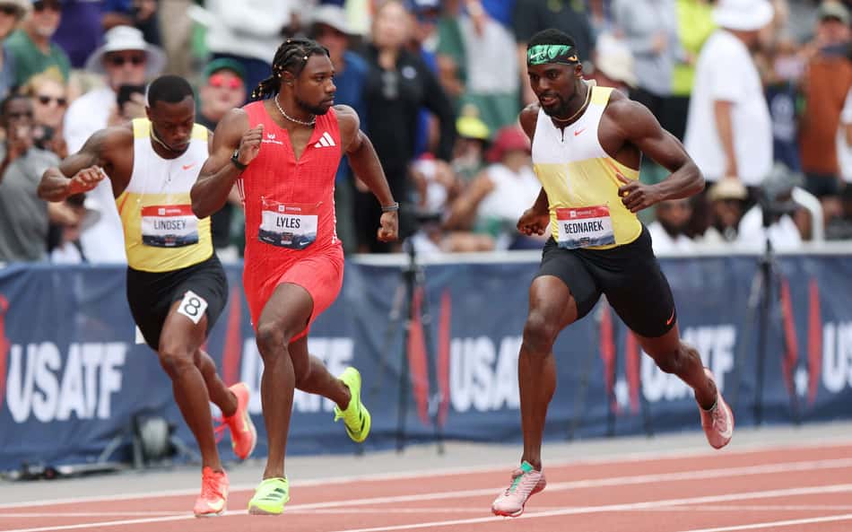 Campeão olímpico é empurrado após 'provocar' rival em corrida