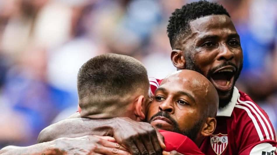 Marcão em ação pelo Sevilla